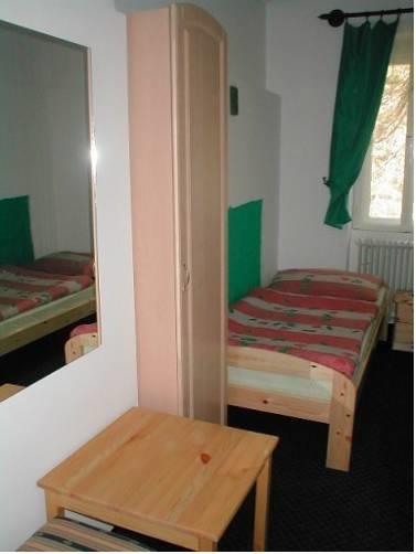 Отель Gloriett Hotel