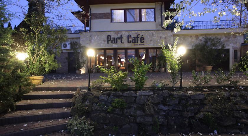 Гостевой дом Part Cafe Panzió