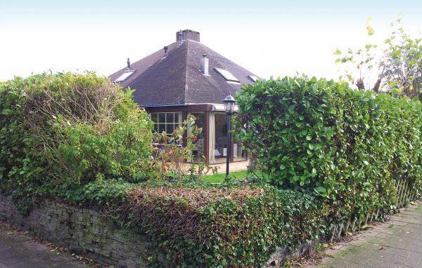 Апартаменты Holiday home Stavenisse Buurtweg