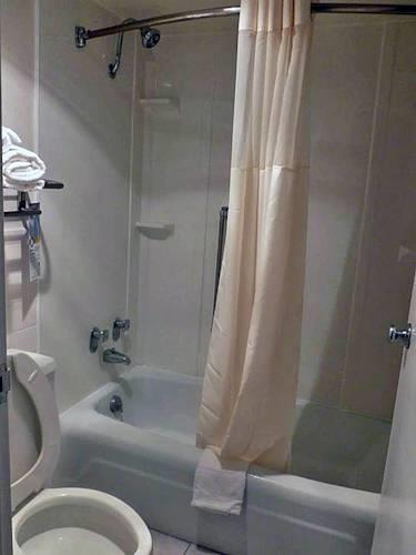 Отель Quality Inn Weeki Wachee