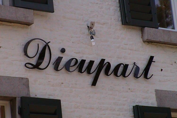 Апартаменты Château de Dieupart