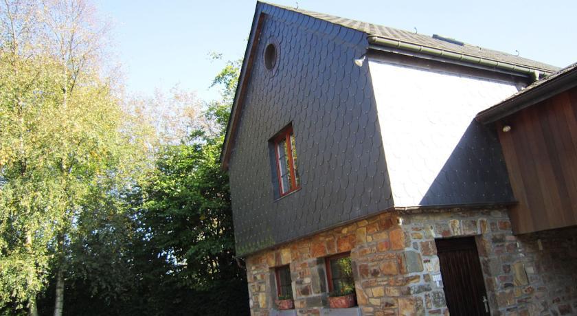 Апартаменты Petit Domaine de la Coulee