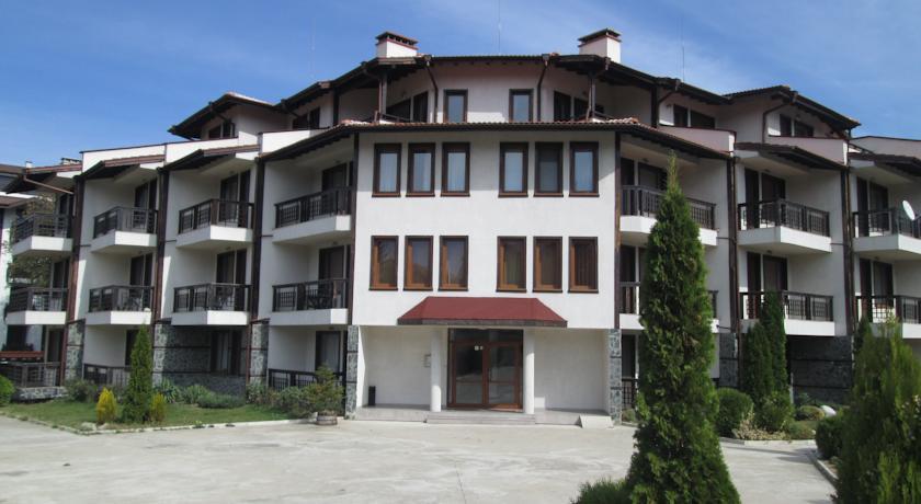 Alexander Services Apartments in Edelweiss Park
