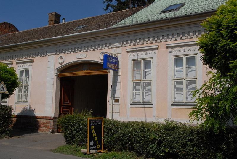 Гостевой дом Holdfény Panzió