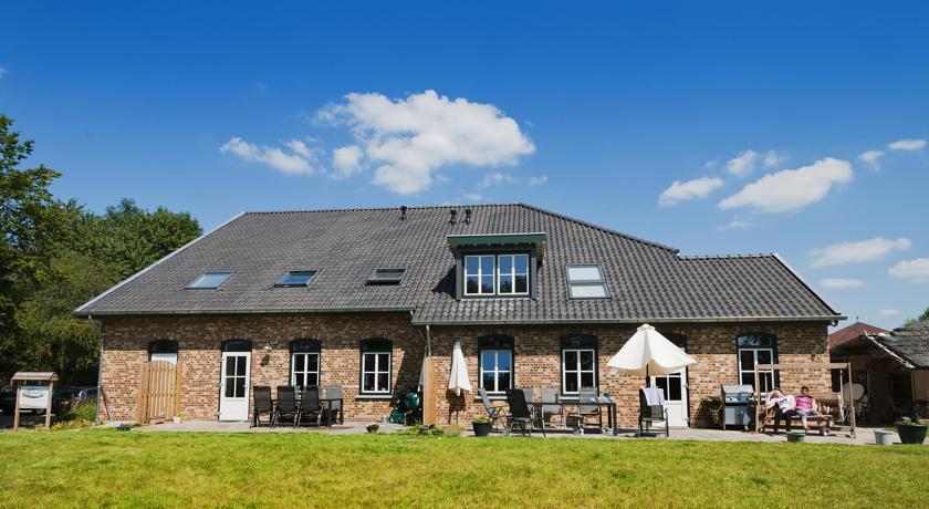 Апартаменты Vakantiewoningen Herlaeve