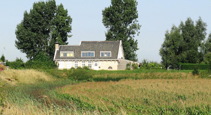 Мини-отель B&B Floris & Sabina