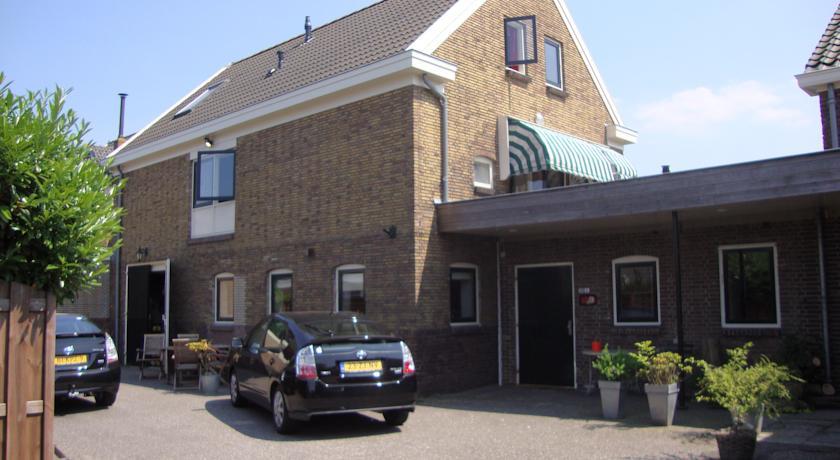Мини-отель Bed&Breakfast Maasland