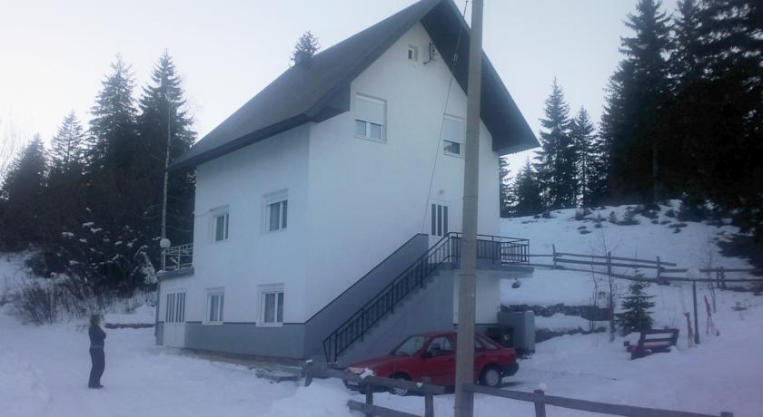 Апартаменты Guest House Kavedžić