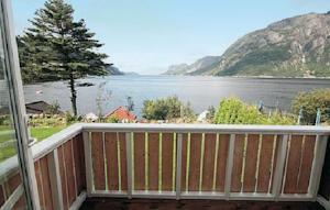 Отель Holiday home Dirdal Dirdalstranda