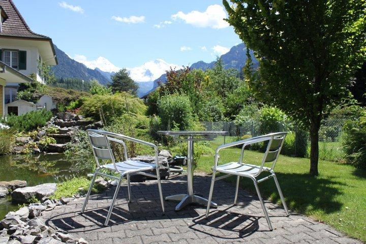 Отель Sunny Days B&B