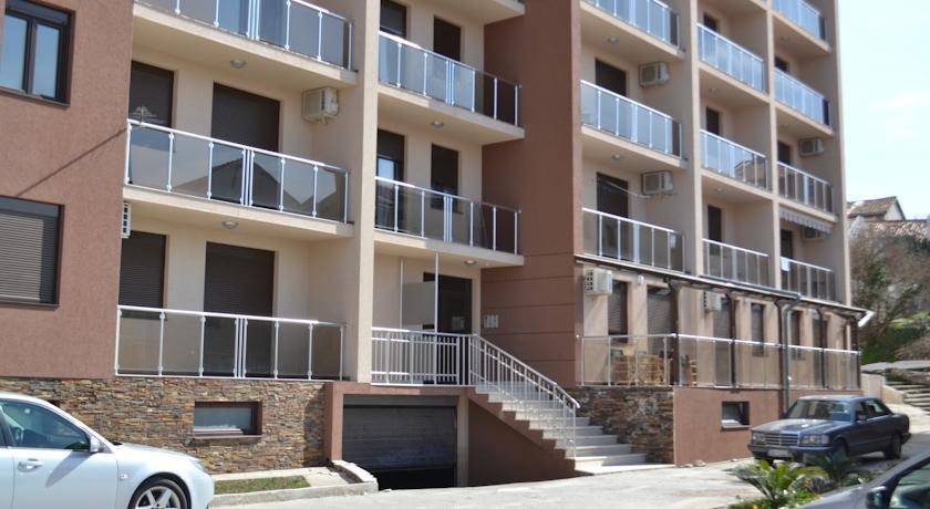 Apartments Nina