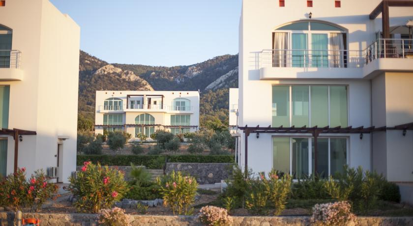 Апартаменты Crystal Bay Marina