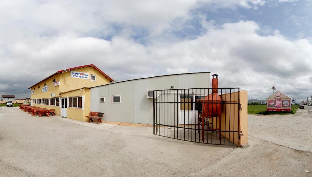 Отель Hotel Safta Residence