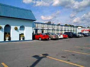 Отель Quality Inn Finger Lakes Region