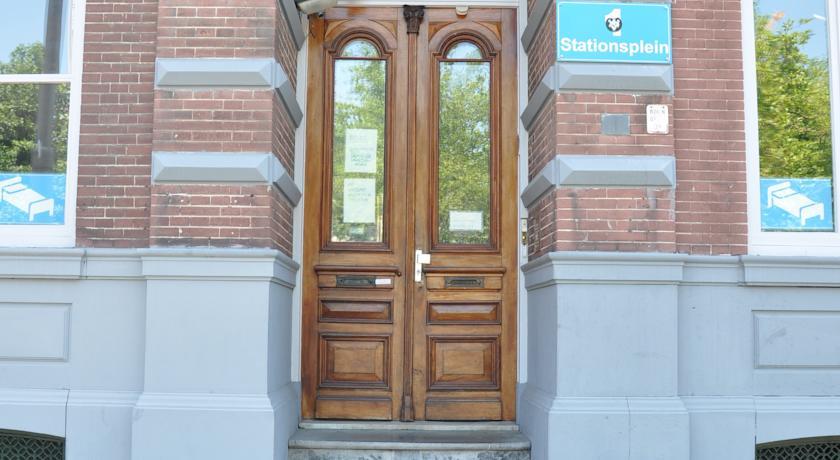 Хостел Breda Hostel