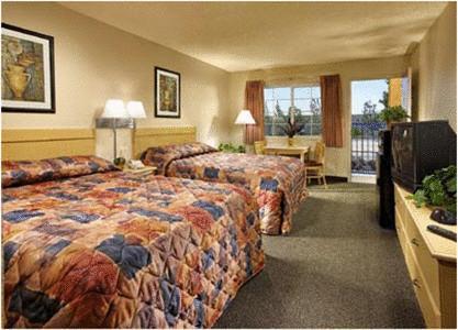 Отель Rodeway Inn Ontario Mills Mall