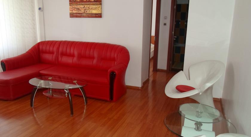 Отель Apartament Rovine