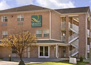 Отель Quality Inn & Suites