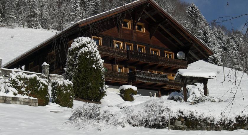 Отель Chalet La Bergerie