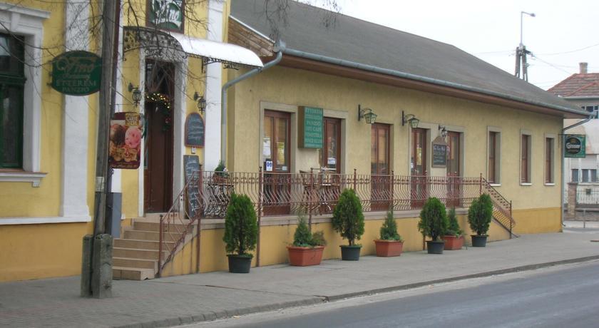 Мини-отель Vino Restaurant & Panzio