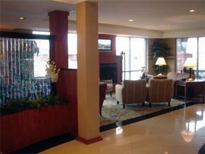 Отель Comfort Suites