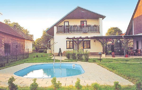 Апартаменты Holiday home Trnov