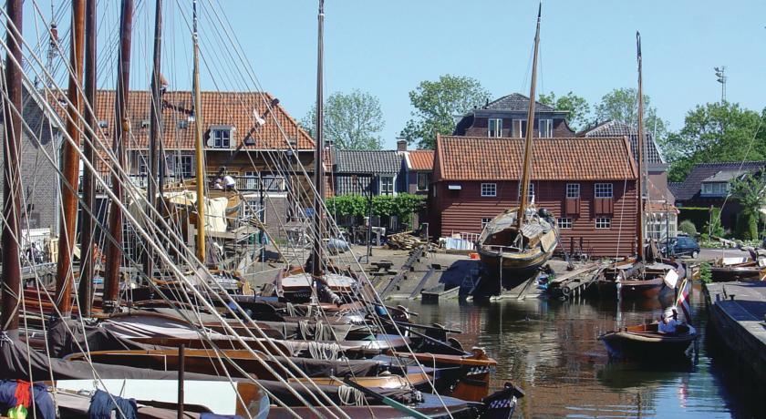 Апартаменты Holiday home Bunschoten XIV