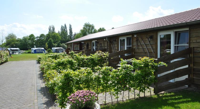 Мини-отель Weibos B&B Camping