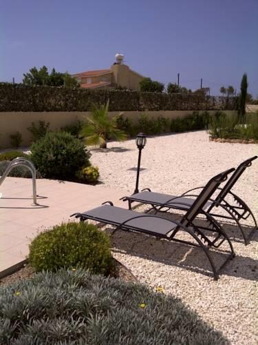 Вилла Villa Barnsley