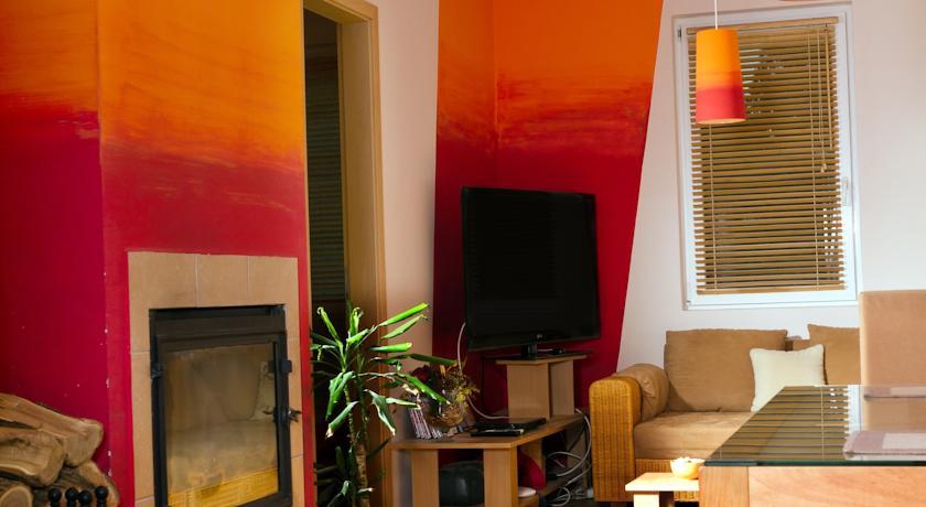 Апартаменты Szajki Tavak Apartman Elena Vendégház