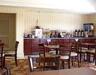 Отель Best Western Inn & Suites Union City