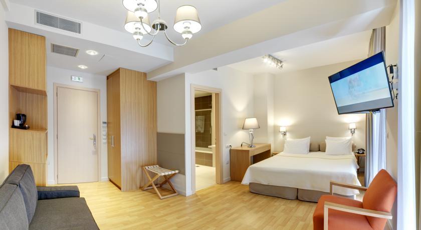 Отель Phidias Piraeus Hotel