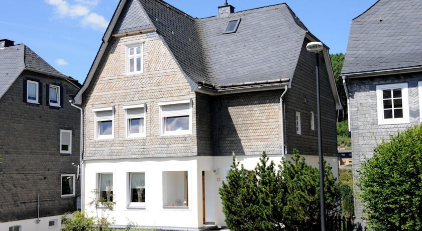 Вилла Haus am Sorpe