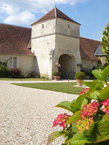 Апартаменты Manoir de la Rousselliere