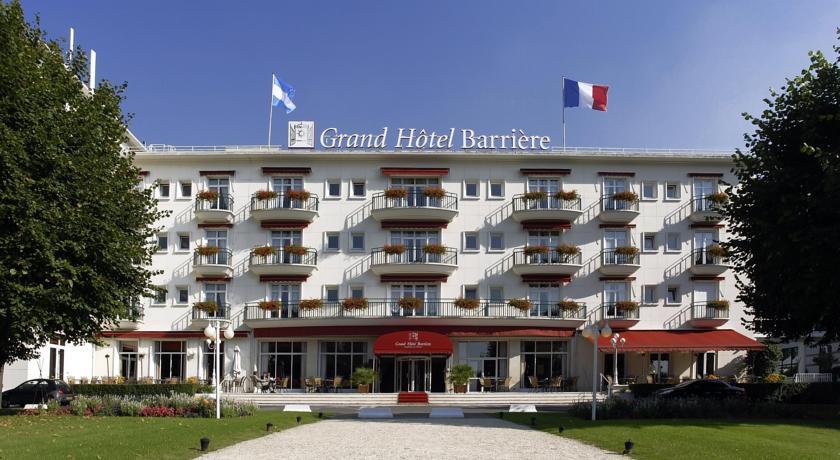 Отель Grand Hotel Barrière