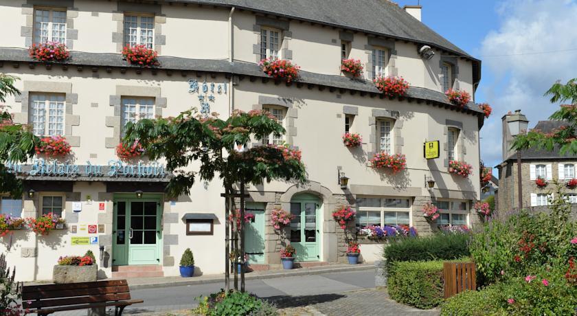 Отель Au Relais du Porhoet