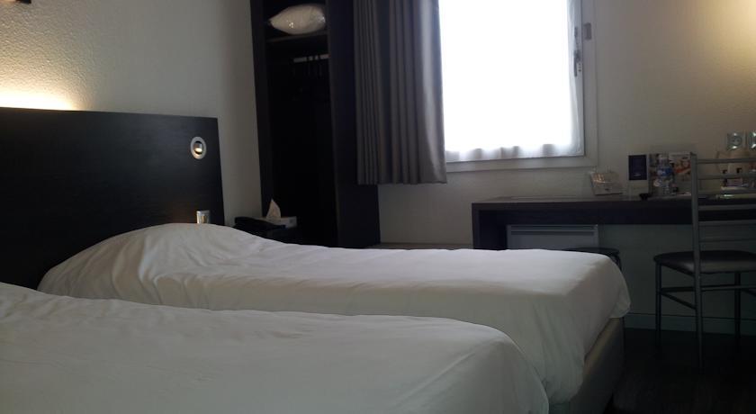 Отель Hôtel Kyriad Cahors