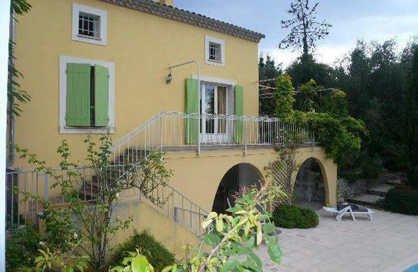 Апартаменты Holiday home Chemin Camp di Monaco