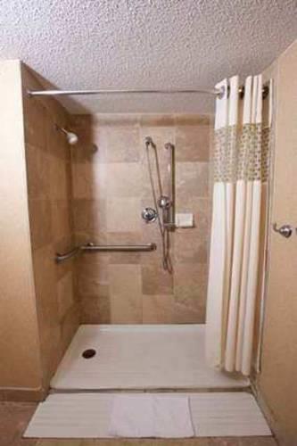 Отель Hampton Inn Pittsburgh Greentree