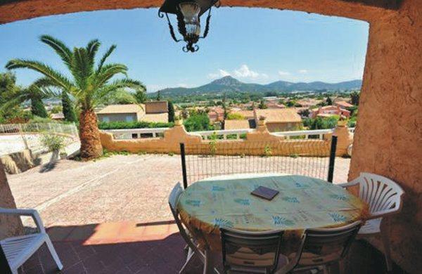 Апартаменты Holiday home rue de L'Eolienne