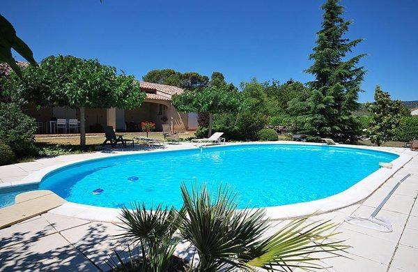 Апартаменты Holiday home chemin du Tuff