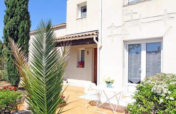 Апартаменты Holiday home Rue du Rebayral