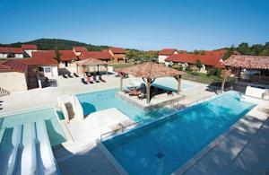 Апартаменты Holiday homeAlvignac les Eaux