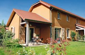 Апартаменты Holiday homeAlvignac les Eaux II