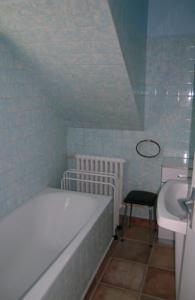 Отель Holiday home Rue du Paradis