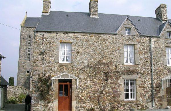 Апартаменты Holiday home Le Prieuré