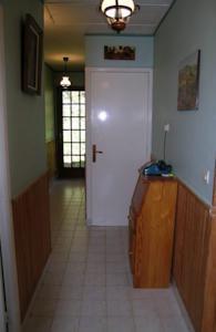 Апартаменты Holiday home Hameau Renouf