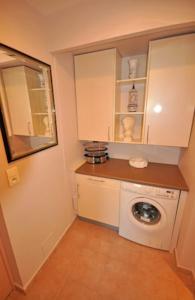 Отель Apartment Avenue Pasteur