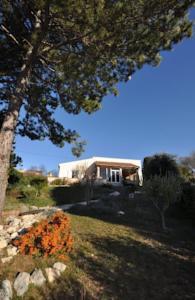 Отель Holiday home Allee de Cypres Bleur
