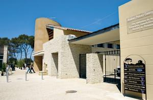 Апартаменты Apartment Rt. Fontaine De Vaucluse III